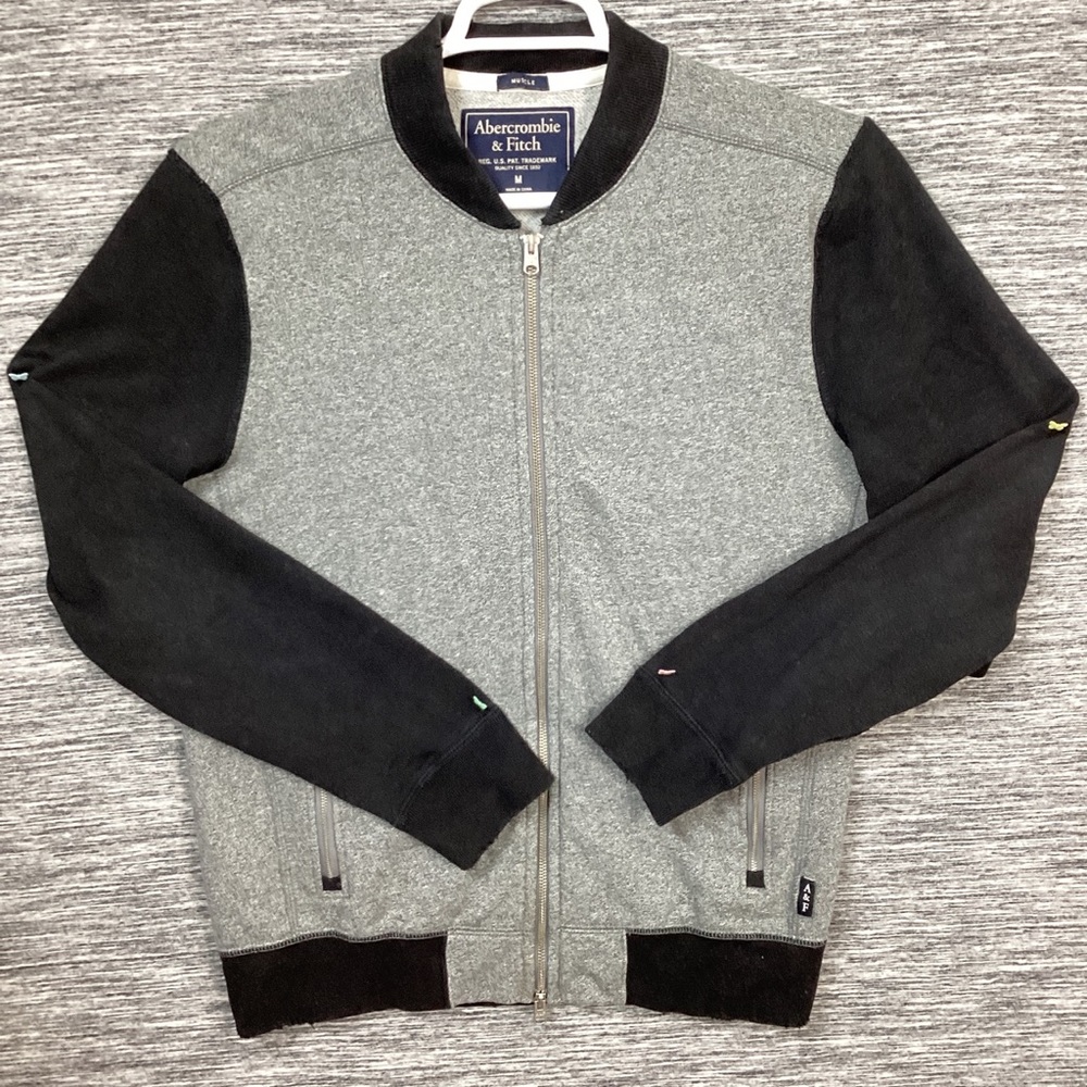 Distressed Abercrombie&Fitch Men’s Black Long Sleeve Grey Body Full Zip Cardigan